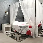 Elettra 4*